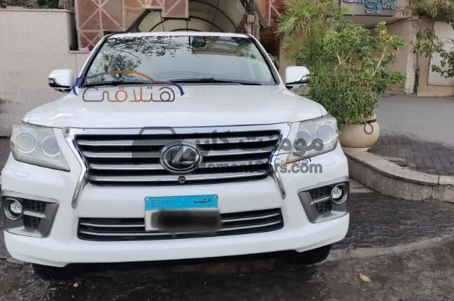 لكزس LX 2010 أوتوماتيك - 116,000 كم
