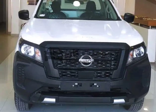 نيسان نافارا 2026 بيك اب ديزل مانيوال 6 سرعات