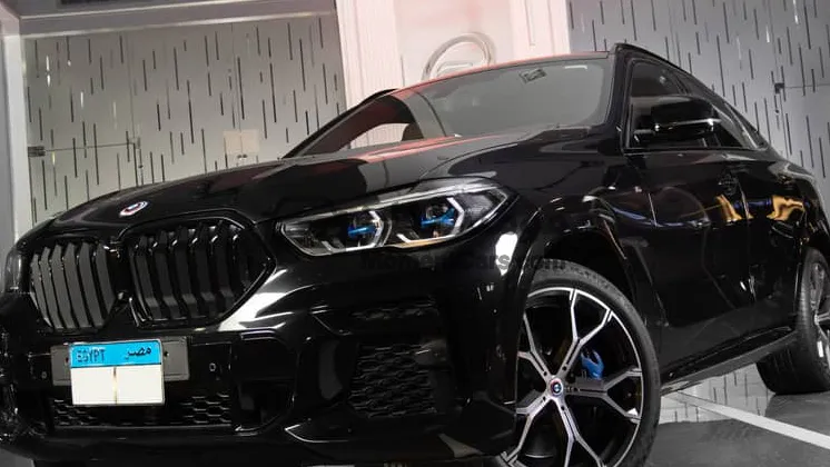 BMW X6 M50i 2023 بضمان الوكيل للبيع