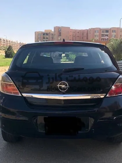 أوبل أسترا H 2009 هاتشباك للبيع بحالة ممتازة