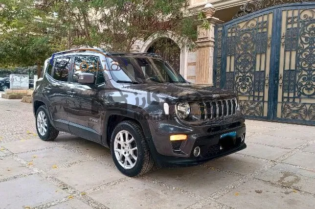 جيب رينيجيد 2021 اتوماتيك للبيع