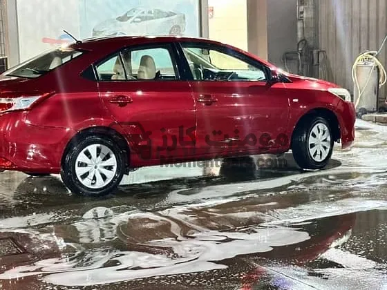 تويوتا ياريس 2014 سيدان أوتوماتيك للبيع