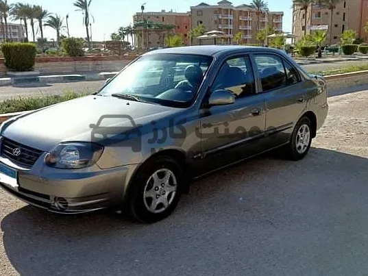 هيونداي فيرنا 2006 مانيوال جلد بالكامل للبيع