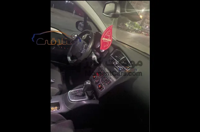 سيتروين C4b7 2016 أتوماتيك للبيع