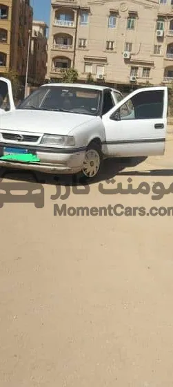 أوبل فيكترا 1995 مانيوال 1600cc للبيع