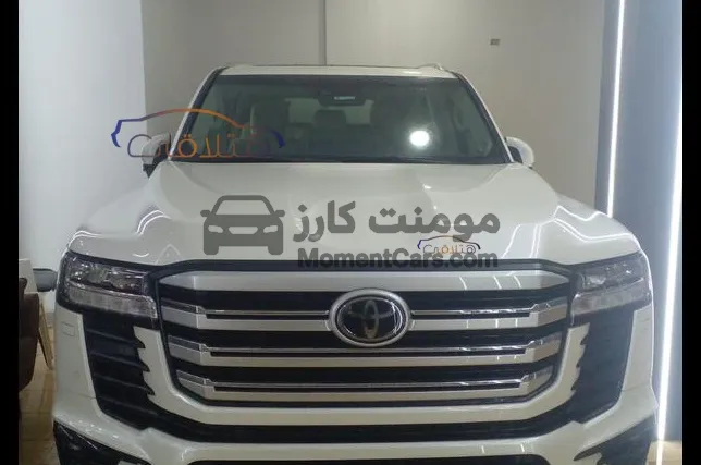تويوتا لاند كروزر 2023 اتوماتيك للبيع