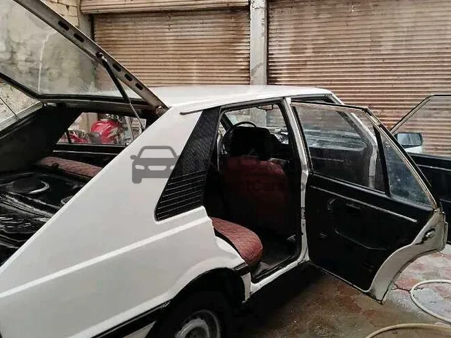 فيات بولونيز 1987 هاتشباك 1600cc رخصة سارية