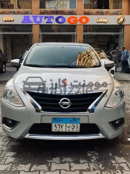 نيسان صني 2019 الفئة الثانية أوتوماتيك للبيع بحالة ممتازة
