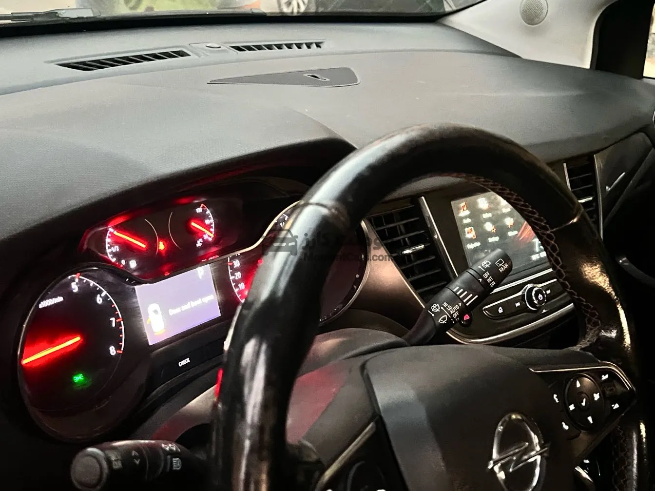 أوبل كروس لاند ٢٠٢٠ توب لاين ١٢٠٠ سي سي أوتوماتيك