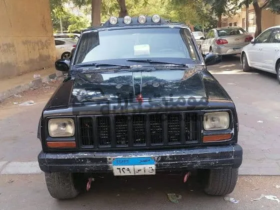 جيب شيروكي 1990 شكل 2001 اتوماتيك للبيع
