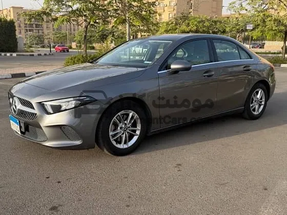 مرسيدس A200 2021 سيدان 63 ألف كم للبيع