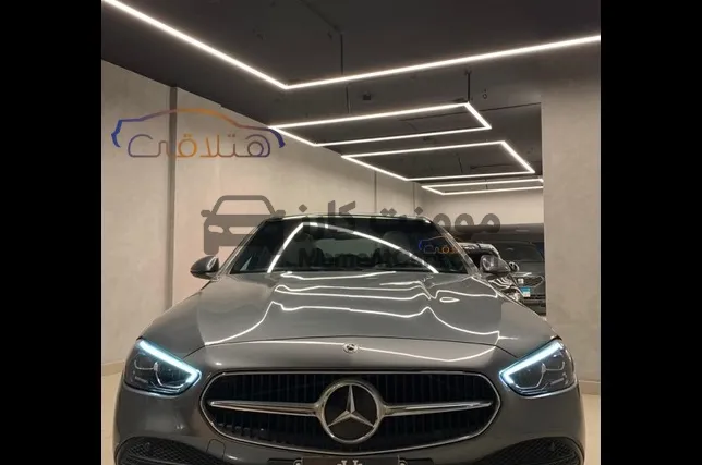 مرسيدس C180 2022 سيدان اتوماتيك للبيع