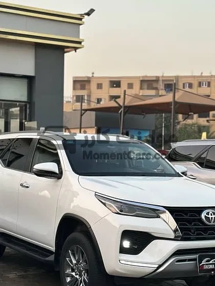 تويوتا فورتشنر 2022 عداد قليل وصيانة توكيل