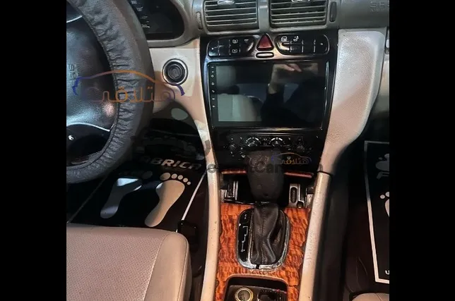 مرسيدس C180 2004 كمبروسر أتوماتيك فرش جلد