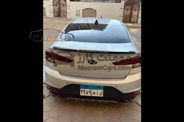 هيونداي إلنترا 2025 اتوماتيك كسر زيرو للبيع