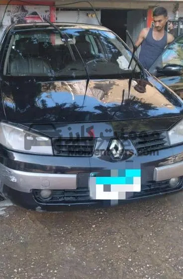 رينو ميجان 2005 فابريكة بالكامل، اوتوماتيك، عداد 205 ألف كم