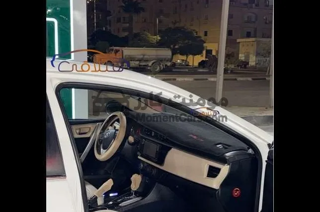 تويوتا كورولا 2014 خليجي اتوماتيك مالك أول