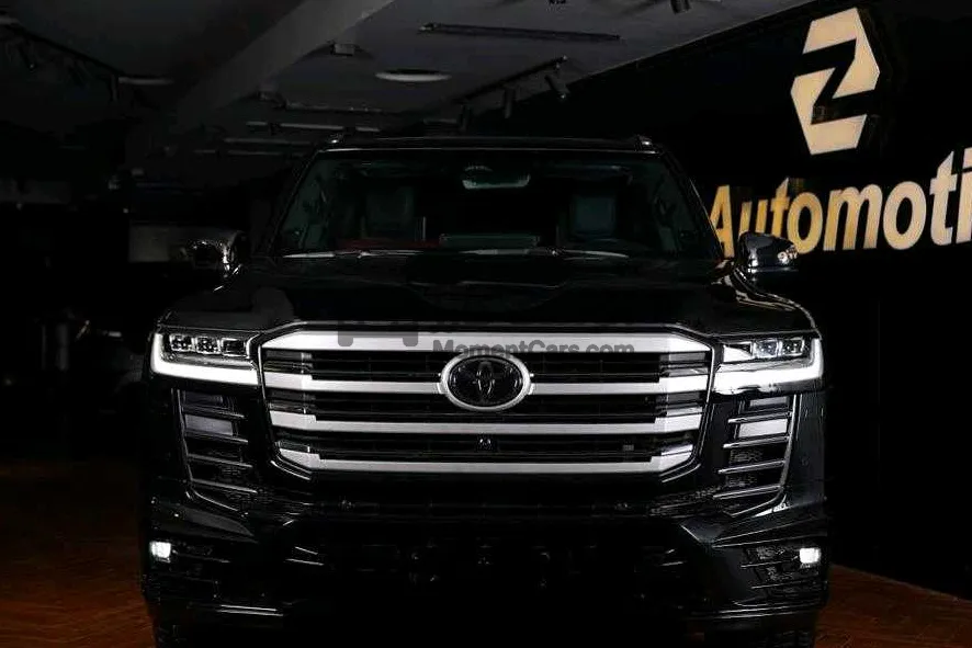 تويوتا لاند كروزر 2025 VXR كسر زيرو