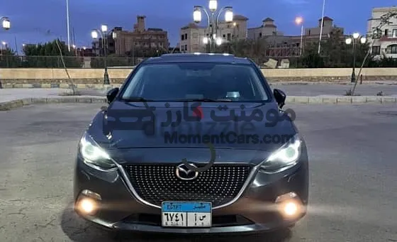 مازدا 3 توب لاين 2015 أعلى فئة بصمة وفتحة سقف