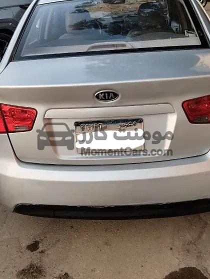 كيا سيراتو 2011 أوتوماتيك ٩٠ ألف كم فابريكة دواخل
