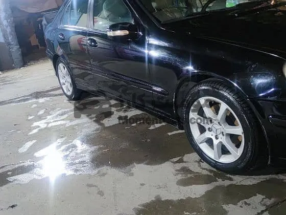 مرسيدس C180 2006 كاملة أوبشن بحالة ممتازة للبيع