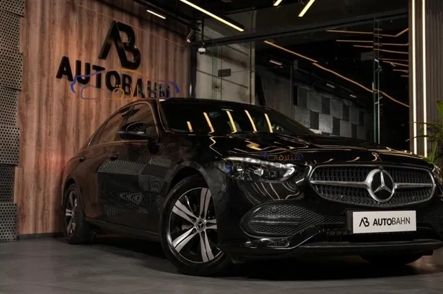 مرسيدس C180 سيدان 2023 أتوماتيك للبيع