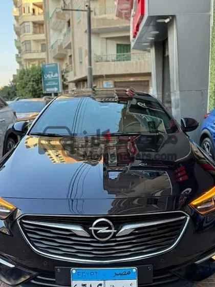 أوبل انسيجنيا توب لاين 2020 مستعملة للبيع في الفيوم