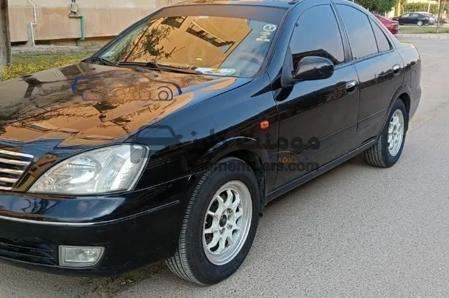 نيسان صني 2012 اتوماتيك ياباني فابريكة للبيع