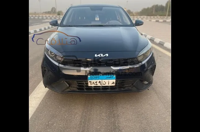 كيا جراند سيراتو 2022 اتوماتيك 70 ألف كم للبيع