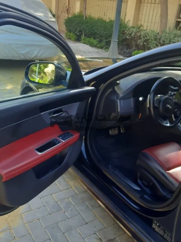 جاكوار XF 2018 اتوماتيك حالة ممتازة للبيع