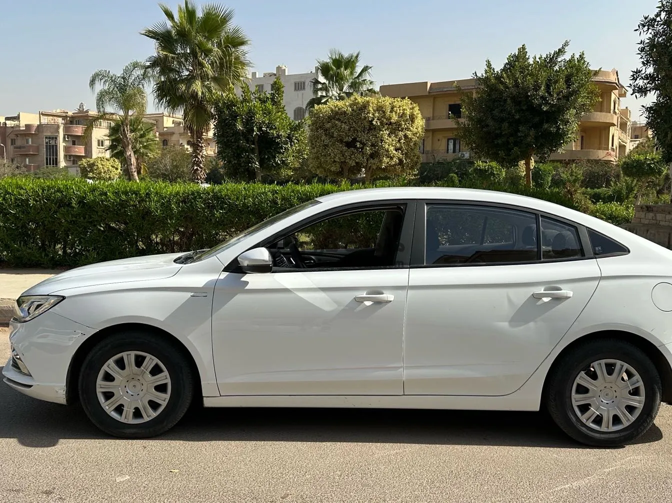 إم جي 5 2022 اتوماتيك كسر زيرو للبيع