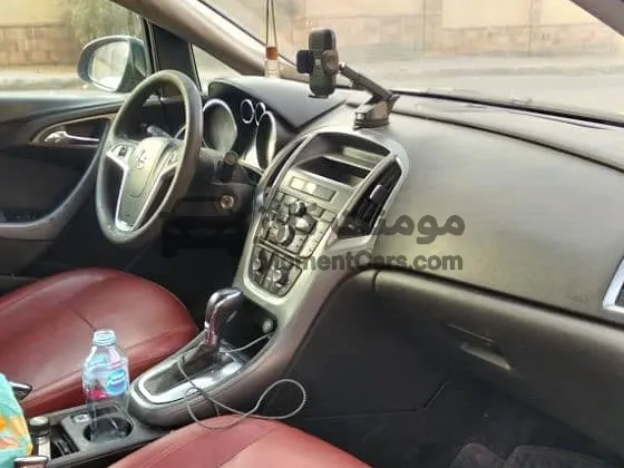 أوبل أسترا 2014 أتوماتيك أعلى فئة للبيع