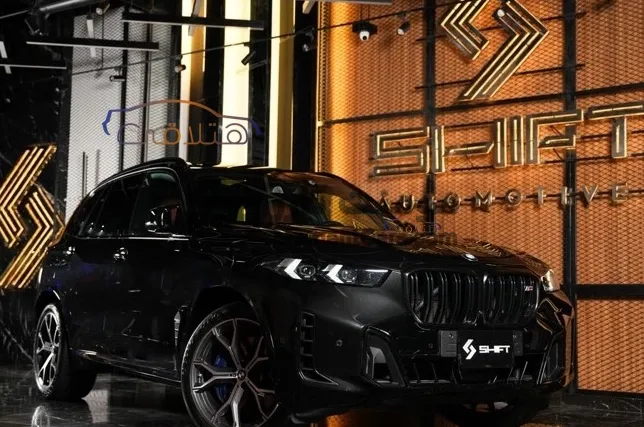 بي إم دبليو X5 2024 أتوماتيك 13000 كم للبيع