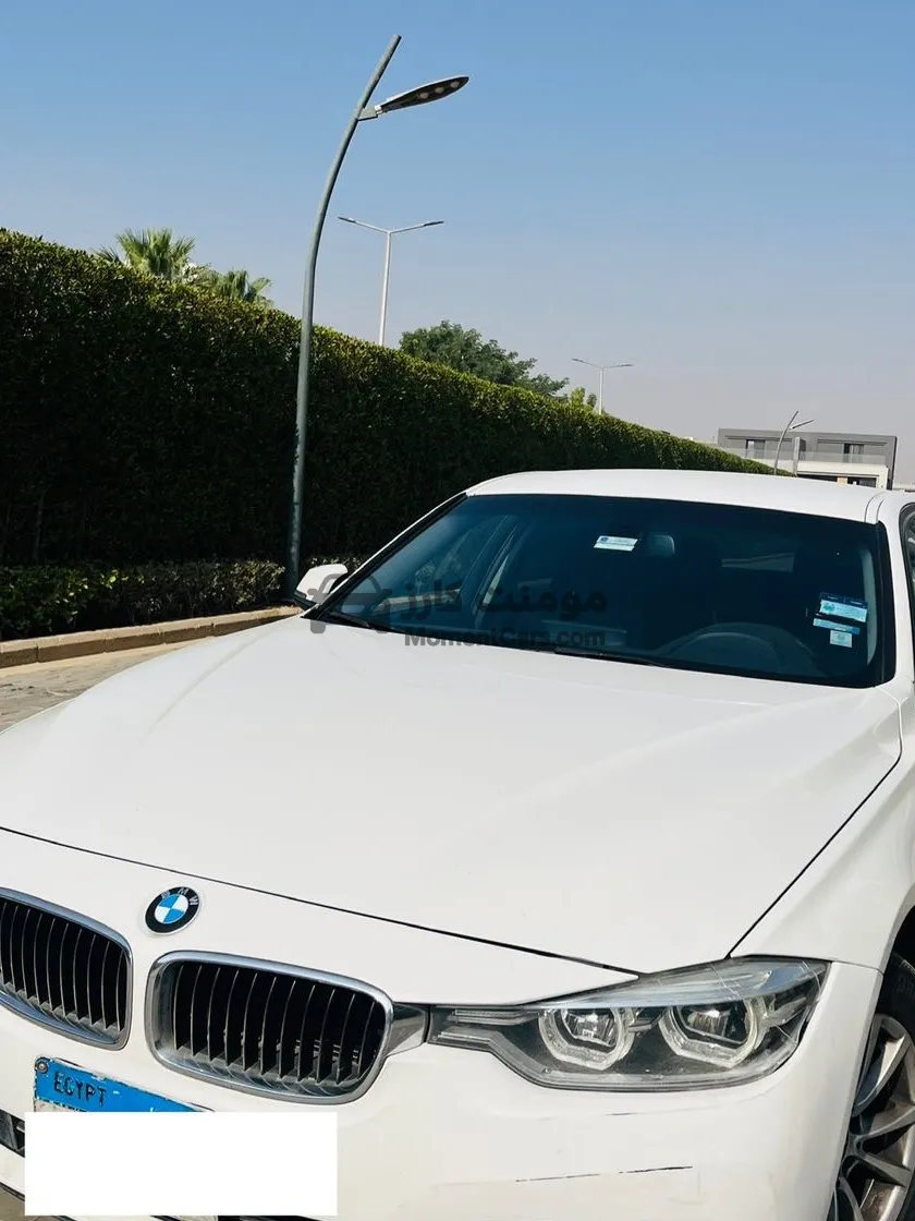 بي إم دبليو 318i 2019 اتوماتيك للبيع