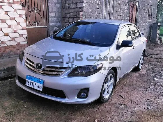 تويوتا كورولا 2013 خليجي اوتوماتيك فبريكا دواخل