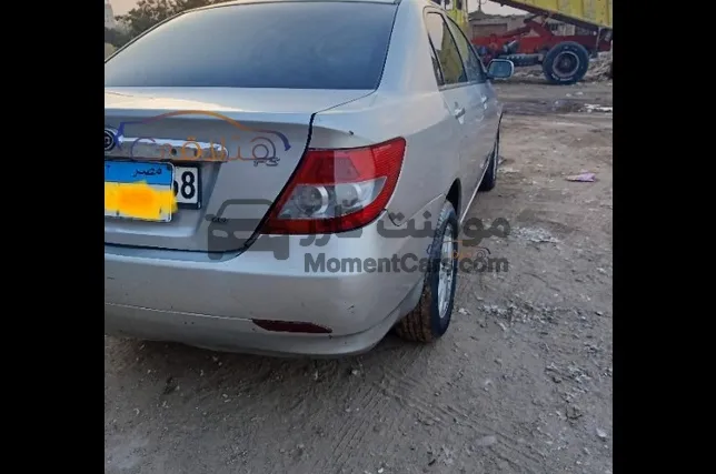 بى واى دى F3 2015 مانيوال غاز برخصة سارية للبيع