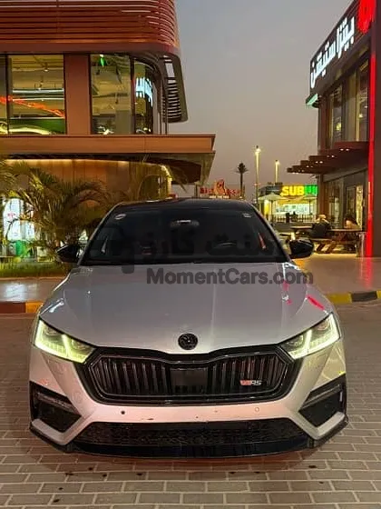 سكودا أوكتافيا 2022 VRS 2000cc تيربو للبيع