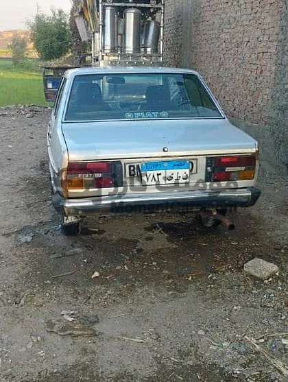 فيات 131 موديل 1979 سيدان فابريكة دواخل للبيع