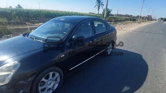 نيسان بلو بيرد 2009 اوتوماتيك للبيع بحالة ممتازة