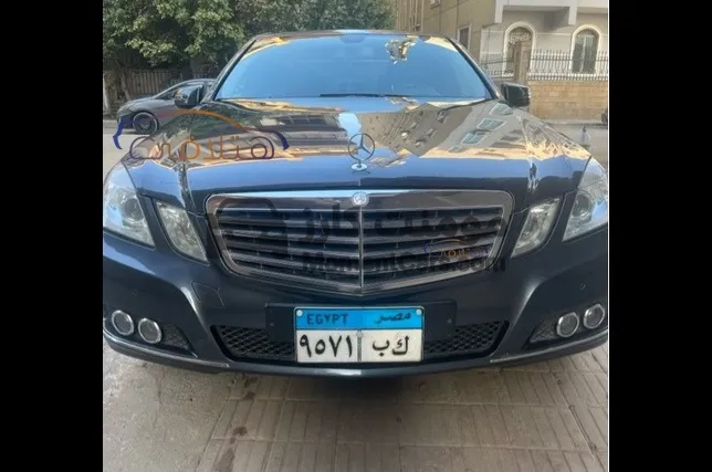 مرسيدس E 250 موديل 2011 تربو كاملة فتحة سقف