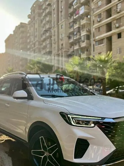 ام جي RX5 موديل 2024 أعلى فئة بانوراما للبيع