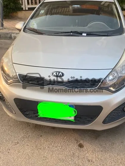 كيا ريو 2012 فئة تانية جلد اتوماتيك للبيع