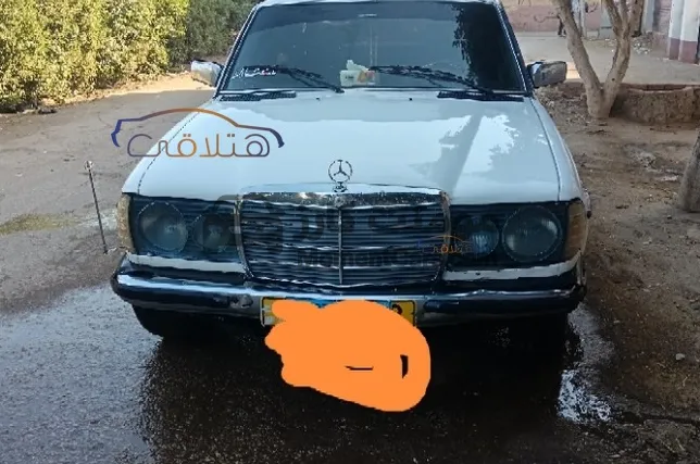 مرسيدس 230 موديل 1976 مانيوال