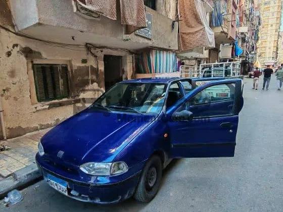 فيات سيينا 2001 مانيوال غاز خالص رخصة سنتين للبيع