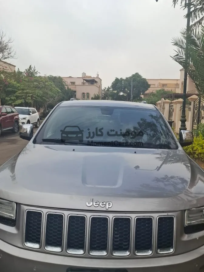 جيب جراند شيروكي 2015 اتوماتيك 5700 سي سي للبيع