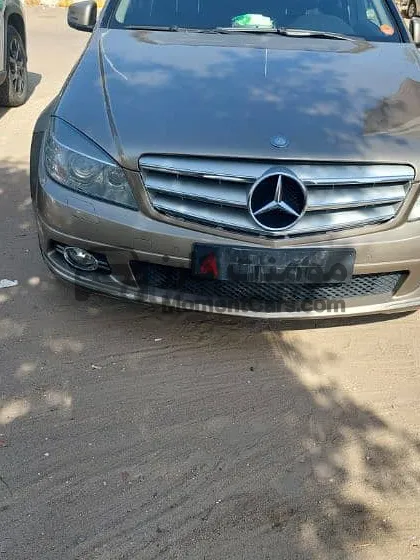 مرسيدس C180 2010 فبريكة أعلى فئة للبيع
