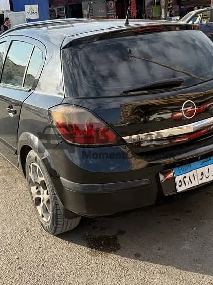 أوبل أسترا 2007 اتوماتيك هاتشباك للبيع بحالة ممتازة