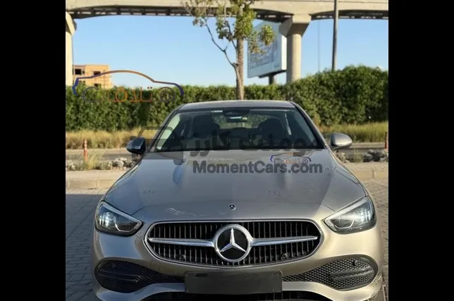 مرسيدس C180 2022 اتوماتيك للبيع