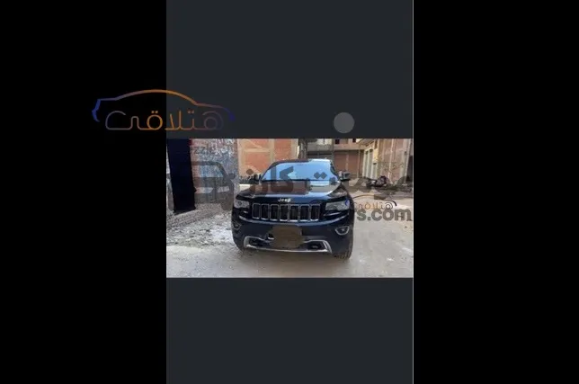 جيب جراند شيروكي 2018 ليميتد كاملة