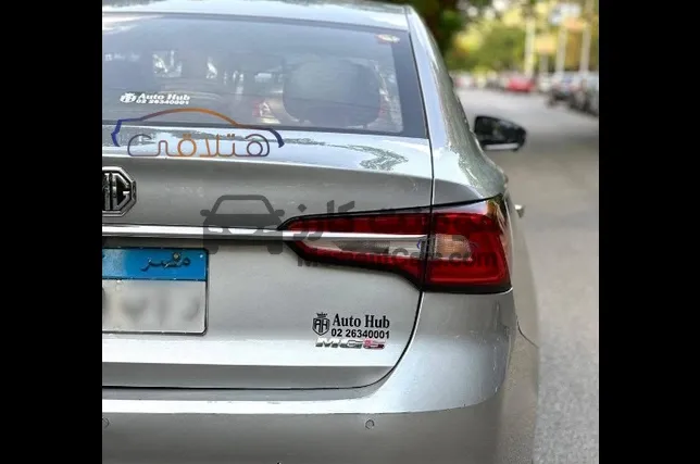 ام جي 5 2021 اتوماتيك - أعلى فئة